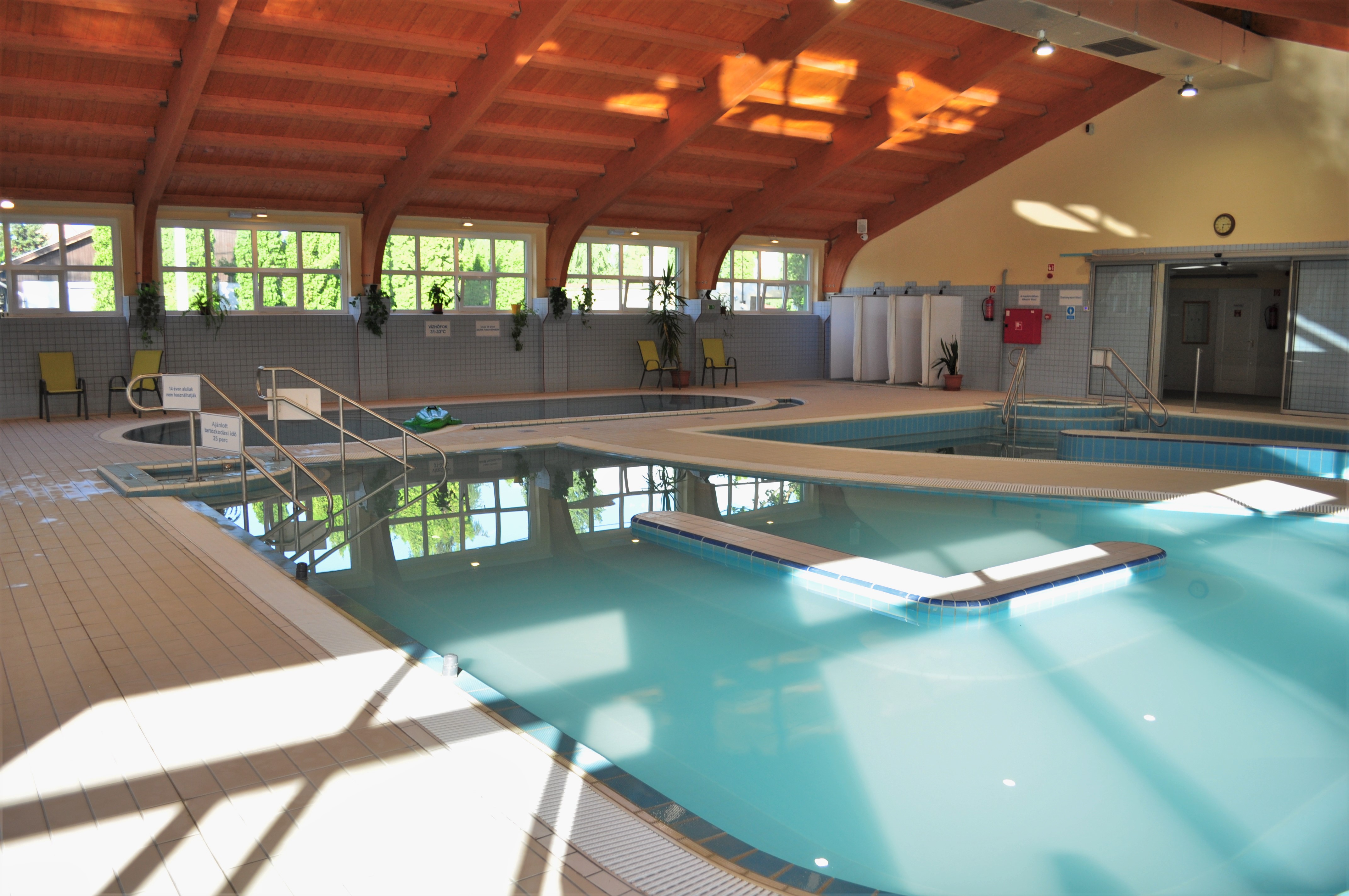 Hajnal Hotel Gyógyszálloda